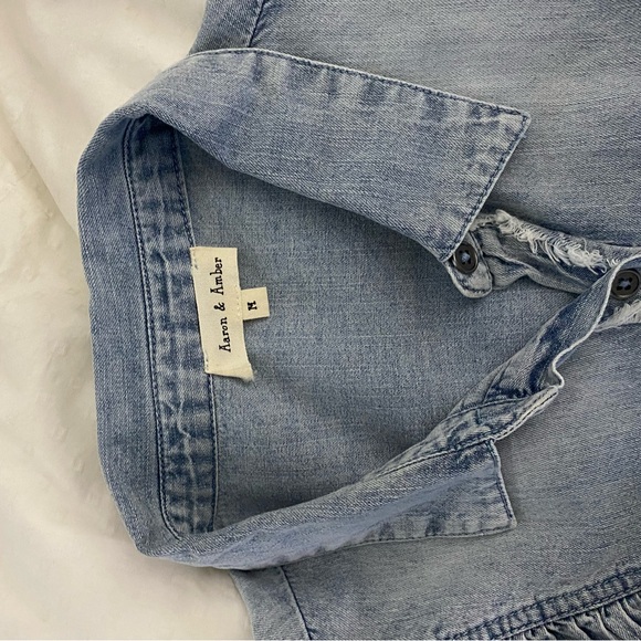 Aaron & Amber Denim Top Size M. NWOT - Picture 5 of 7